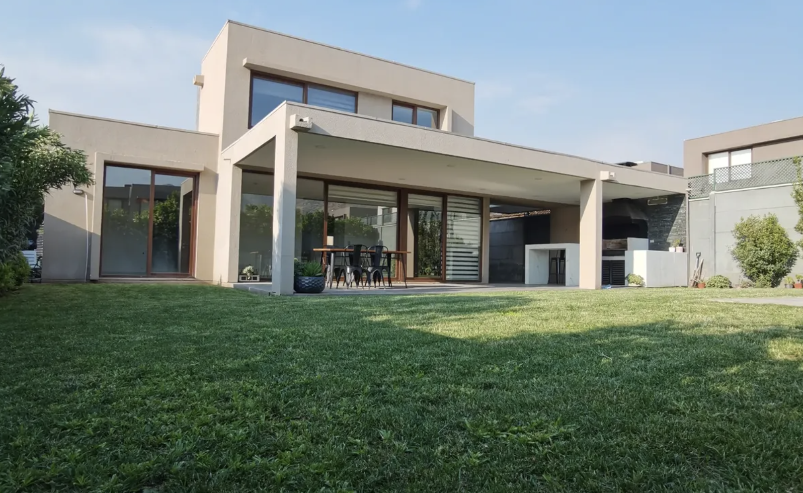 Casa Mediterranea en Arriendo, Barrio Chamisero