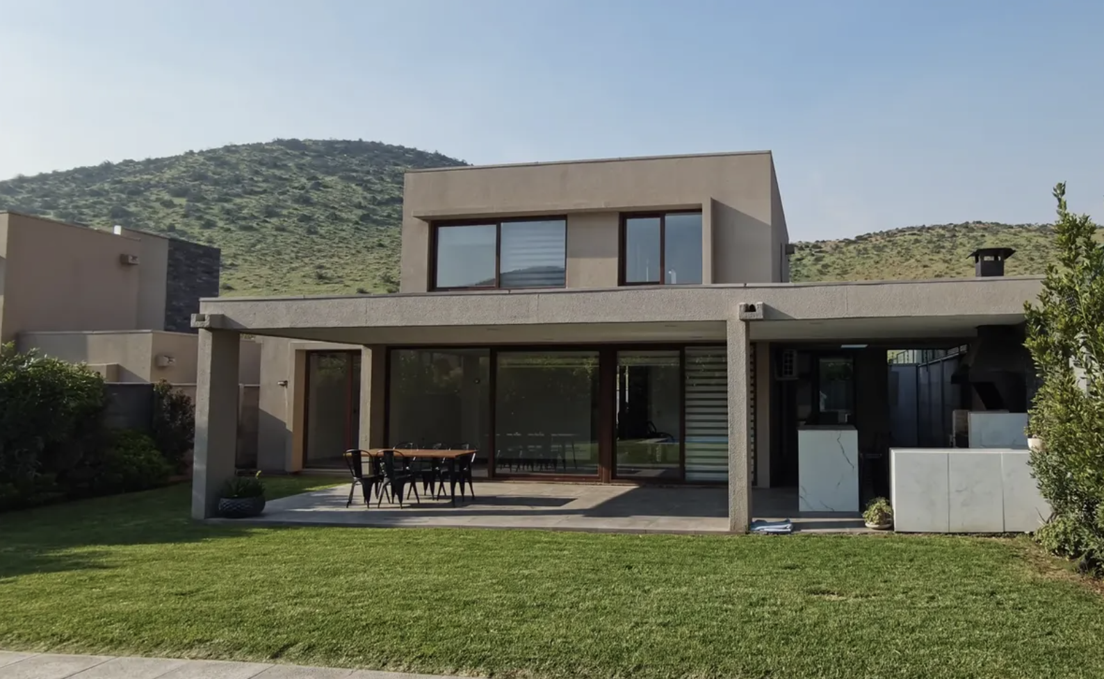 Casa Mediterranea en Arriendo, Barrio Chamisero